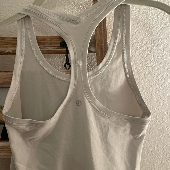 🍋Lululemon tank top - Picture 2 of 2